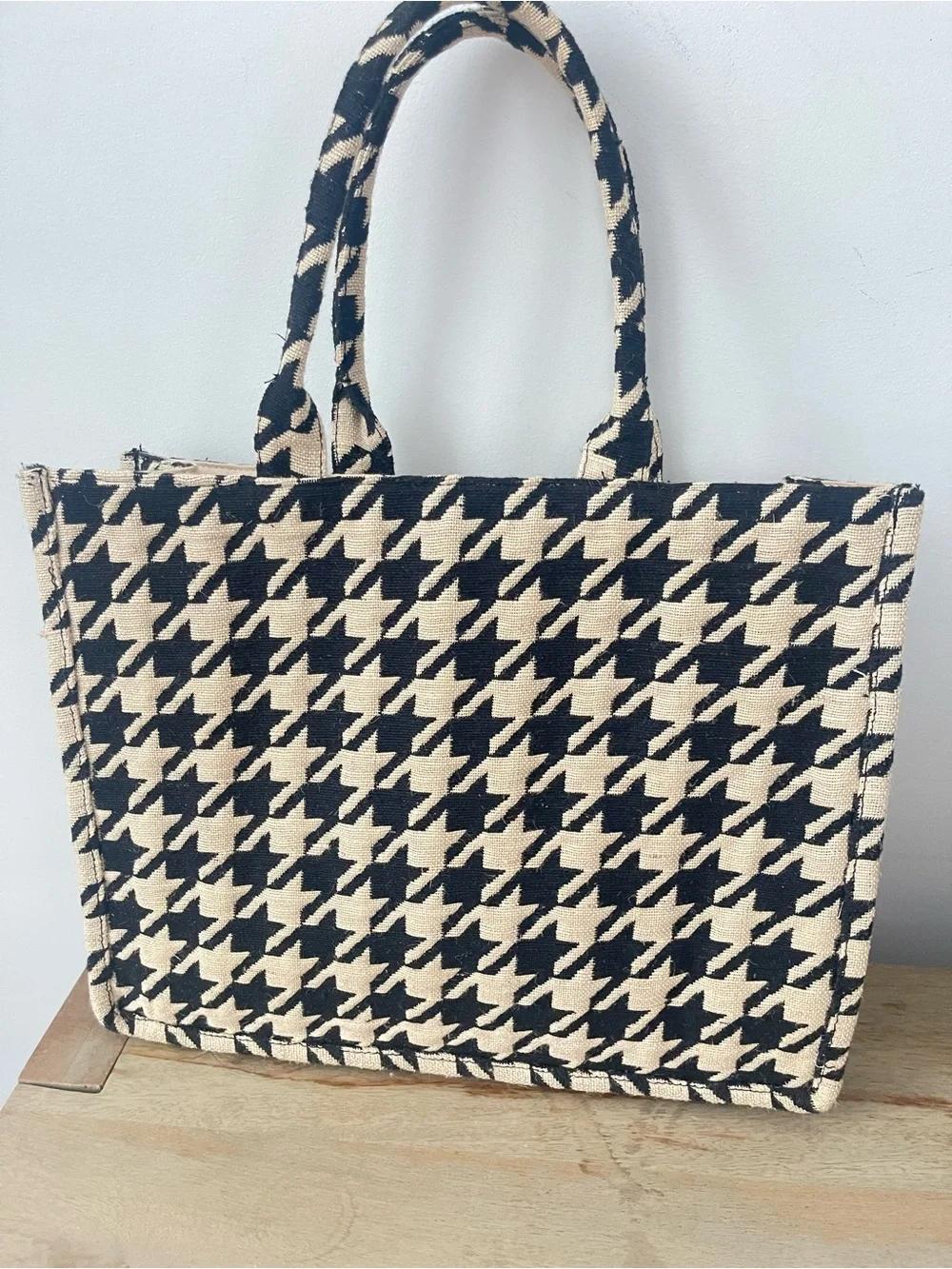 H&M Houndstooth Tote Bag in Black and Cream